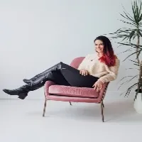 Alexandra Mollon