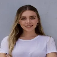 Annie Ricci
